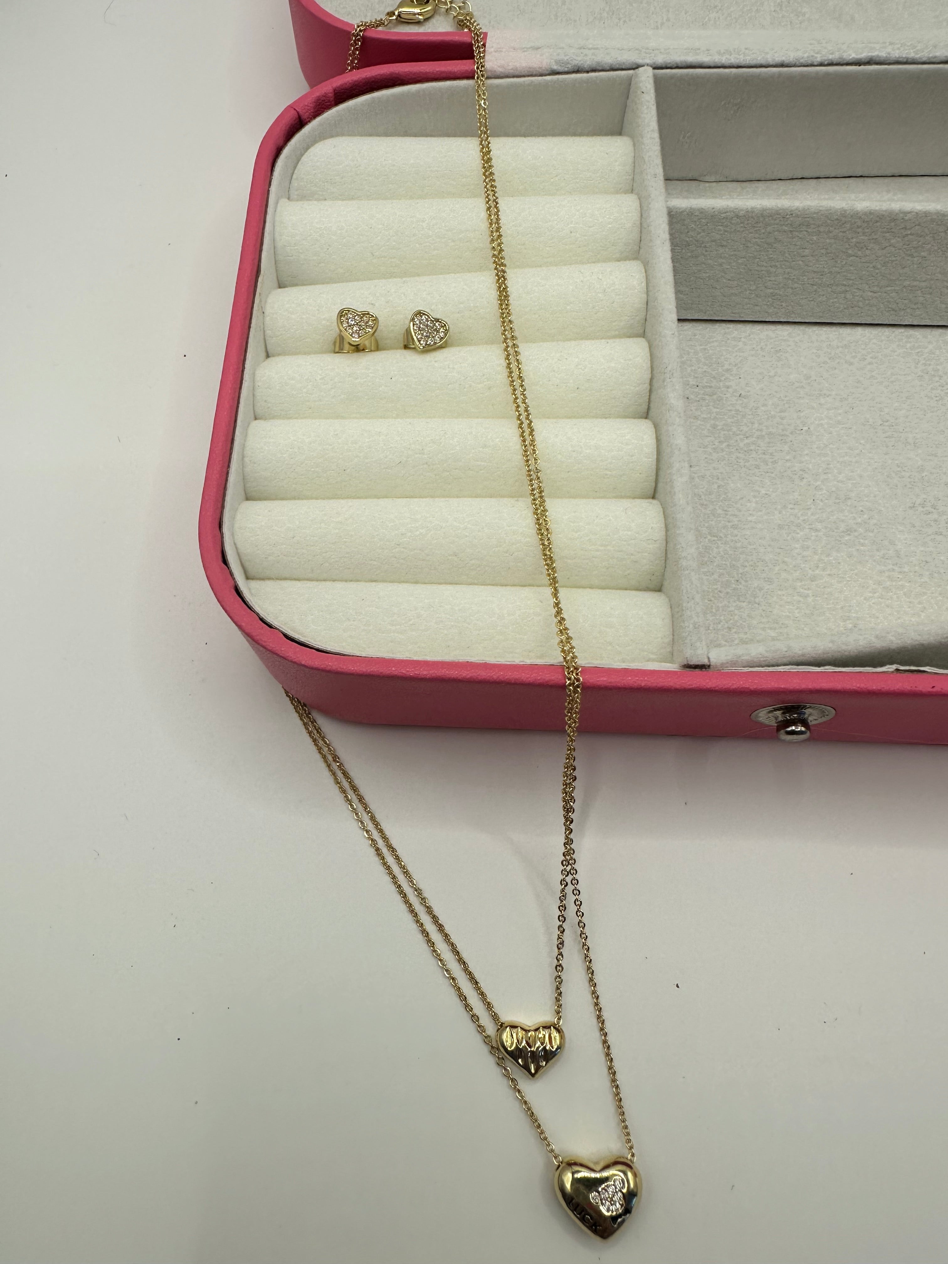 Set de Aretes y Cadena de Corazones