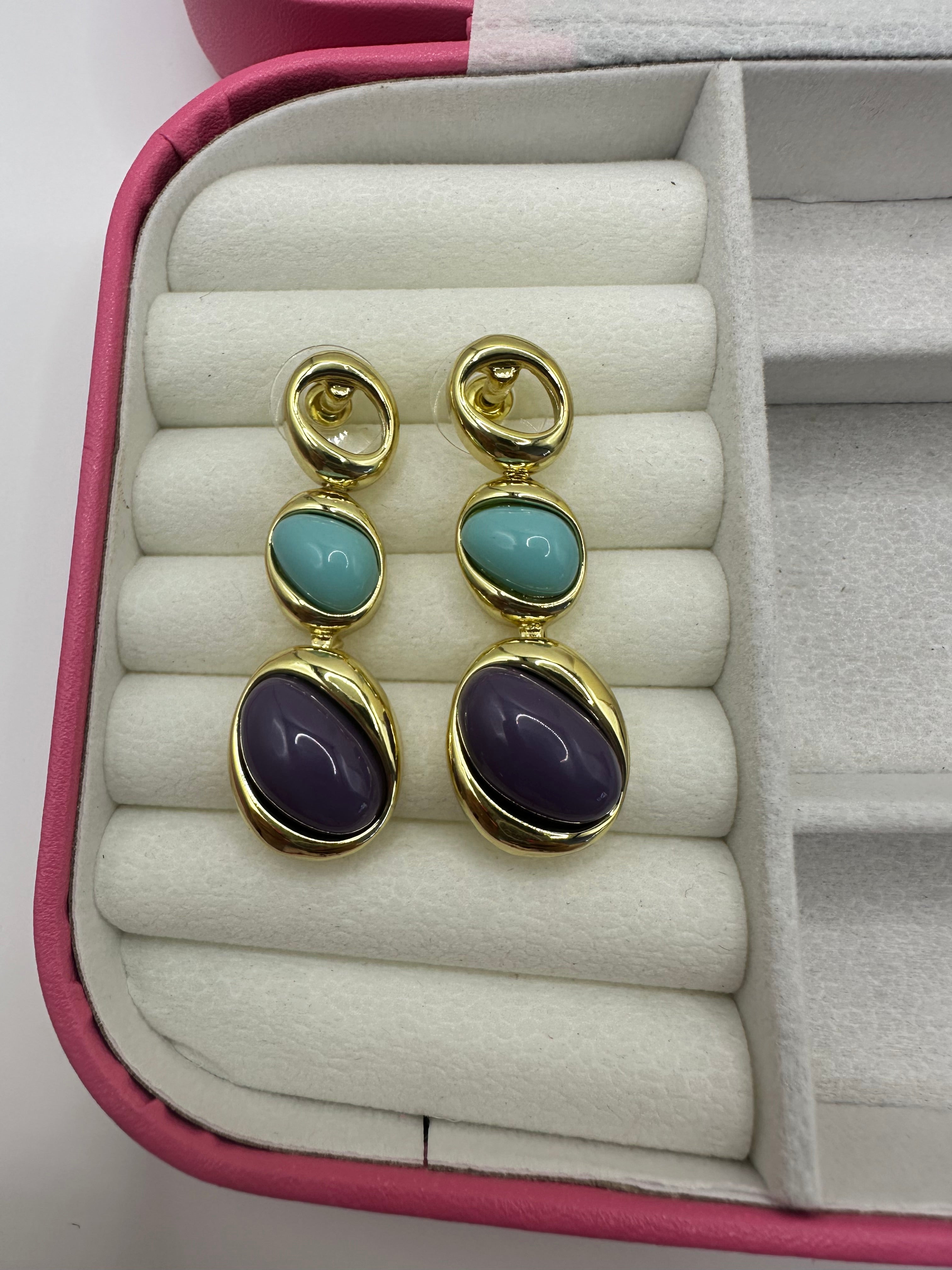 Aretes Dorados Azul Cielo.