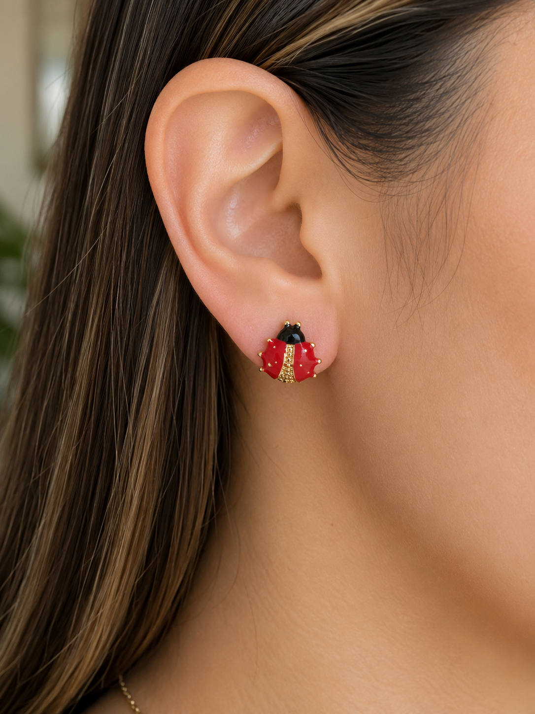 Aretes Mariquita Rojo